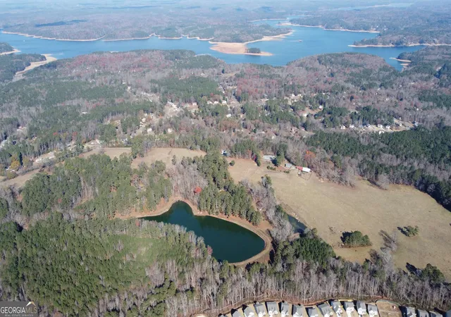 Photo 4 of Sale Pending at 3185 Kellogg Creek Rd, Acworth, GA 30102 | MLS# 20172321 | Listing updated on 2026-04-09