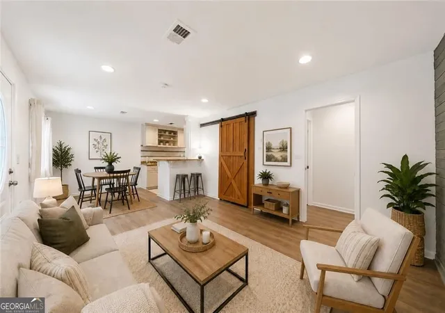 4th image of 2396 Arno Ct, Atlanta, GA 30318 | MLS# 10787415