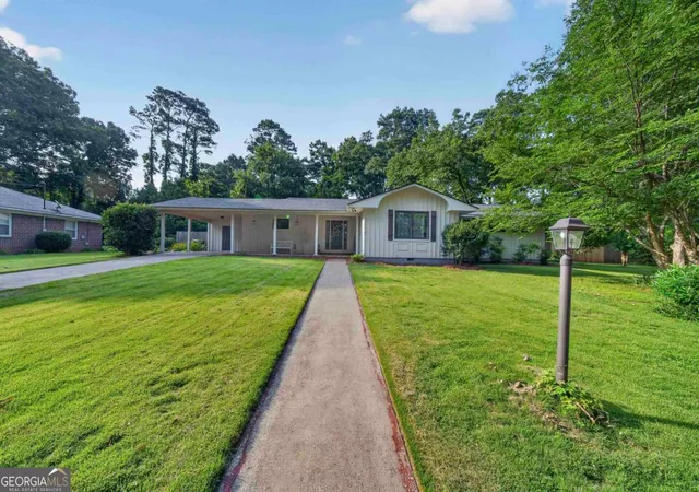 3rd image of 111 Dogwood Ln, Eatonton, GA 31024 | MLS# 10805766