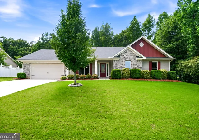 Photo 1 of Single family home for sale at 281 Petal Creek Ln, Jefferson, GA 30549 | MLS# 10806597 | Listing updated on 2026-08-30