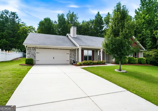 Photo 2 of Single family home for sale at 281 Petal Creek Ln, Jefferson, GA 30549 | MLS# 10806597 | Listing updated on 2026-08-30