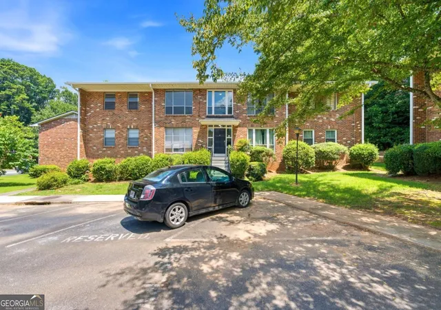 2nd image of 510 Coventry Rd, Decatur, GA 30030