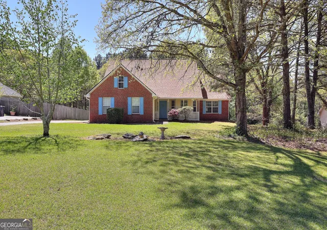 Photo 4 of Sale Pending at 2875 New Hope Rd, Dacula, GA 30019 | MLS# 10737882 | Listing updated on 2026-06-28
