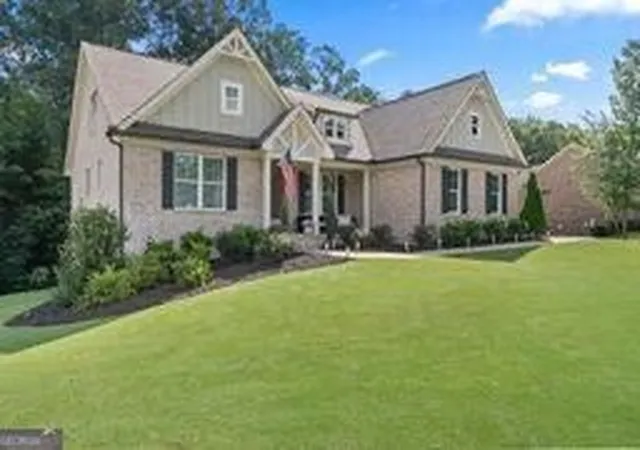 2nd image of 41 Saint Ives Cir, Winder, GA 30680 | MLS# 10830191