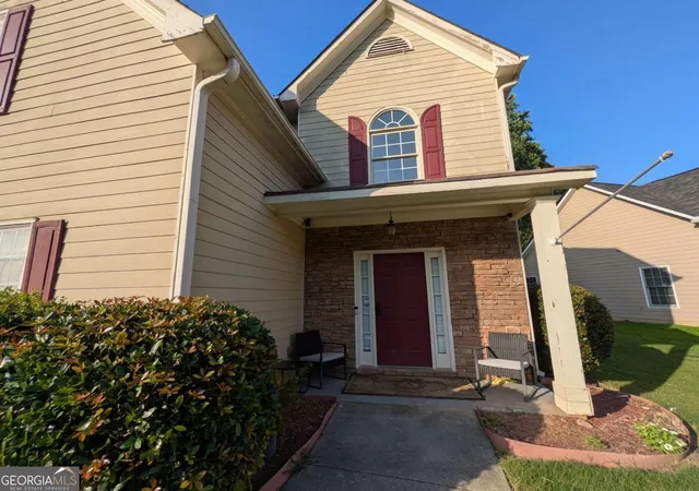 Photo 2 of Single family home for sale at 1918 Ascot Ter Nw, Acworth, GA 30102 | MLS# 10827799 | Listing updated on 2026-09-15