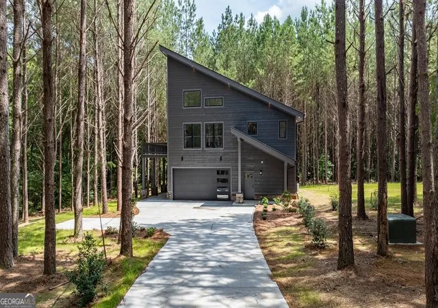 1st image of 3279 Tommy Dillard Rd, Monroe, GA 30656 | MLS# 10825384