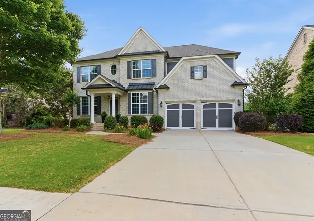 Photo 3 of Sale Pending at 2855 Etienne Ln, Cumming, GA 30041 | MLS# 10756543 | Listing updated on 2026-09-03