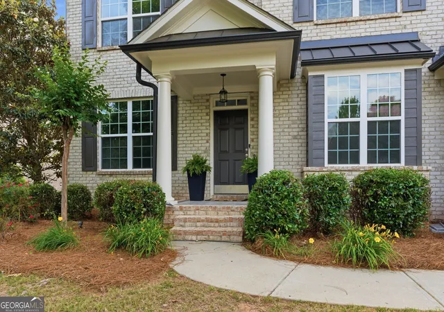 Photo 3 of Sale Pending at 2855 Etienne Ln, Cumming, GA 30041 | MLS# 10756543 | Listing updated on 2026-09-03