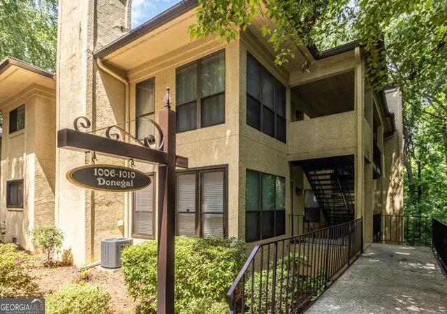1st image of 1006 Donegal Se, Smyrna, GA 30080 | MLS# 10821766
