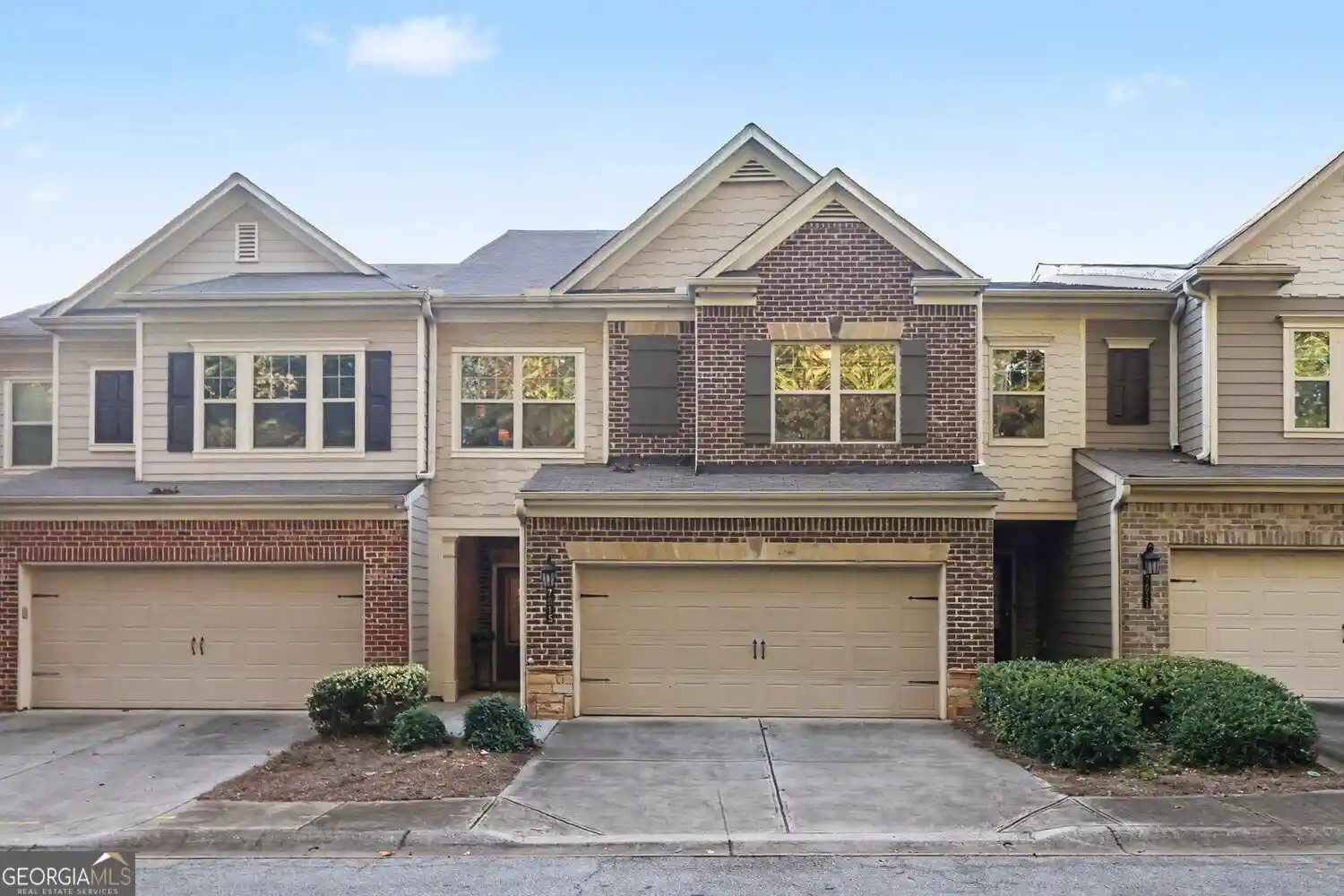 Photo 1 of Townhouse for sale at 7015 Kingswood Run Dr, Atlanta, GA 30340 | MLS# 10873255 | Listing updated on 2026-10-29