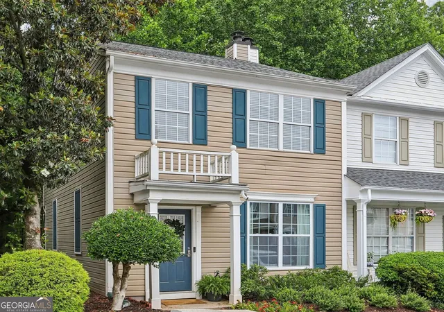 Photo 2 of Townhouse for sale at 1555 Kilmington Ct, Alpharetta, GA 30009 | MLS# 10834081 | Listing updated on 2026-09-10