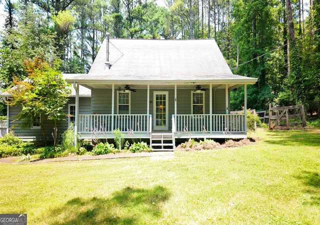 1st image of 6178 Valley Stream Dr, Cumming, GA 30040 | MLS# 10801227