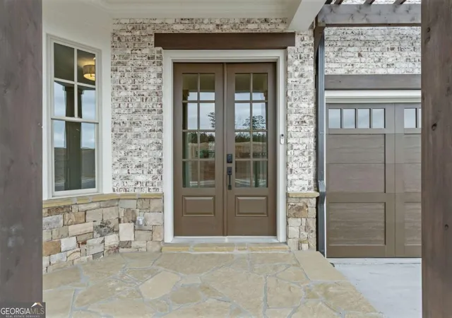 Photo 3 of Sale Pending at 3465 Vermillion View, Suwanee, GA 30024 | MLS# 10718913 | Listing updated on 2026-04-02