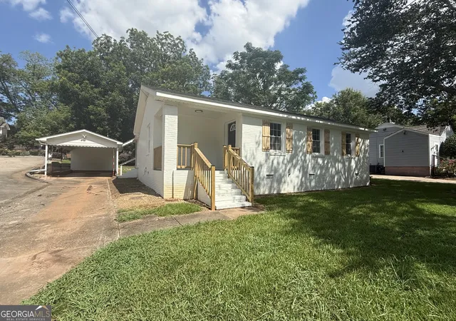 3rd image of 814 N Greenwood St, Lagrange, GA 30240 | MLS# 10808082
