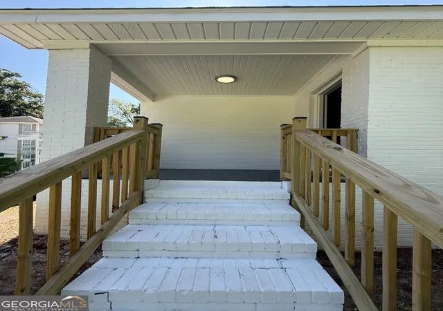 5th image of 814 N Greenwood St, Lagrange, GA 30240 | MLS# 10808082