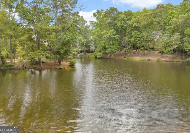 2nd image of 350 Wood Lake Dr, Athens, GA 30606