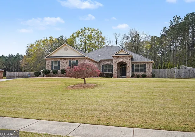 Homes for sale in Griffin, GA | 1024 Yorkshire Dr, Griffin, GA 30223 | MLS# 10790580
