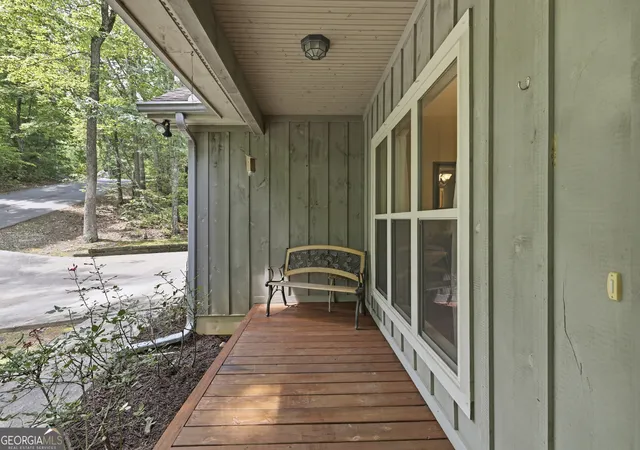 Photo 4 of Single family home for sale at 411 Hickory Nut Mountain, Tallulah Falls, GA 30573 | MLS# 10815274 | Listing updated on 2026-08-13