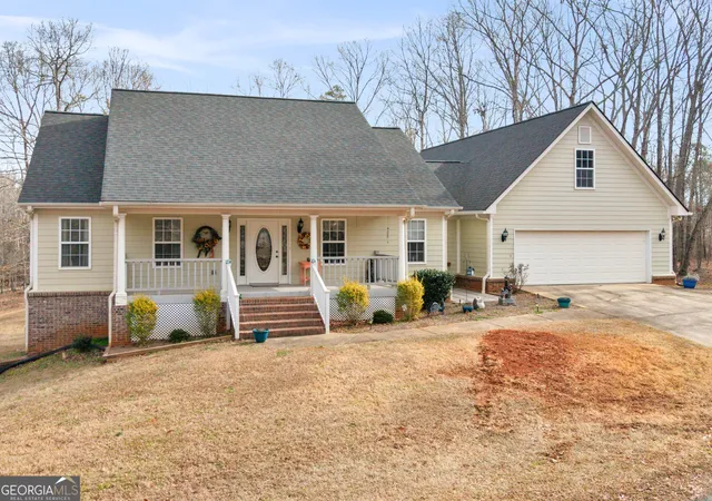 1st image of 540 Davis Rd, Locust Grove, GA 30248 | MLS# 10816748