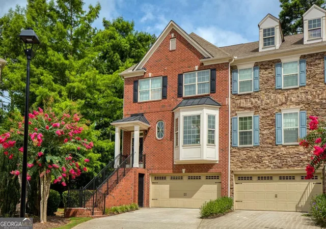 1st image of 5010 Manchester Cir, Roswell, GA 30075 | MLS# 10814498