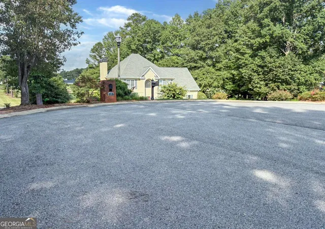 32nd image of 100 Wyngate Dr, Newnan, GA 30265 | MLS# 10826167