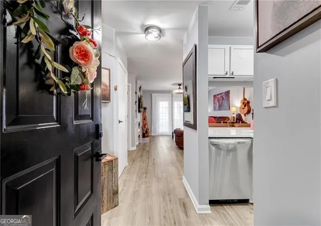4th image of 3655 Habersham Rd Ne #B148, Atlanta, GA 30305 | MLS# 10755631
