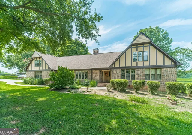 Photo 1 of Single family home for sale at 186 Kingston Rd, Colbert, GA 30628 | MLS# 10815098 | Listing updated on 2026-08-25