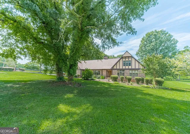 Photo 2 of Single family home for sale at 186 Kingston Rd, Colbert, GA 30628 | MLS# 10815098 | Listing updated on 2026-08-25