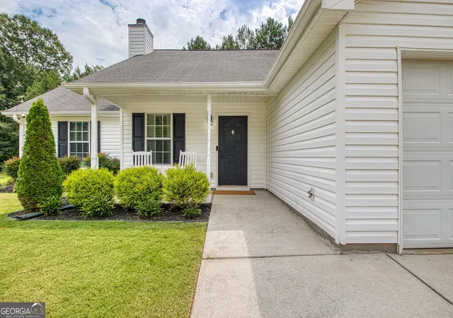4th image of 185 Creekside Dr, Grantville, GA 30220 | MLS# 10821073