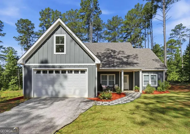 Photo 1 of Single family home for sale at 191 Crooked Crk Bay Rd, Eatonton, GA 31024 | MLS# 10787318 | Listing updated on 2026-07-01