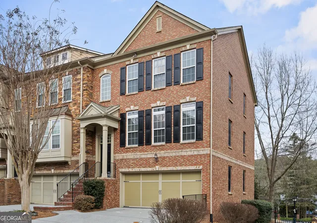 Photo 2 of Townhouse for sale at 2871 Overlook Way, Atlanta, GA 30324 | MLS# 10700712 | Listing updated on 2026-04-14