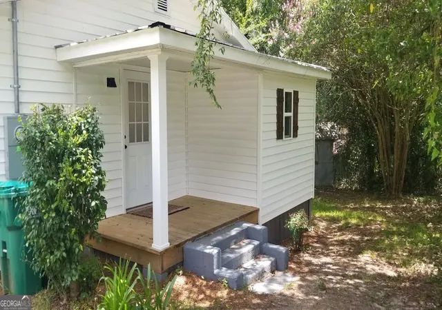 Homes for sale in Milledgeville, GA | 121 Pine Ave Se, Milledgeville, GA 31061 | MLS# 10774911