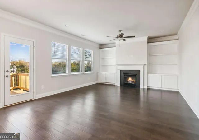 Photo 3 of Single family home for sale at 5558 Overview Dr, Flowery Branch, GA 30542 | MLS# 10725391 | Listing updated on 2026-08-31