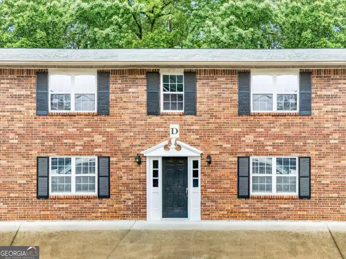 Listing Photo 1 - Condo for sale in 3665 Chestnut Dr located at 3665 Chestnut Dr, Atlanta, GA 30340 - Unit #D3