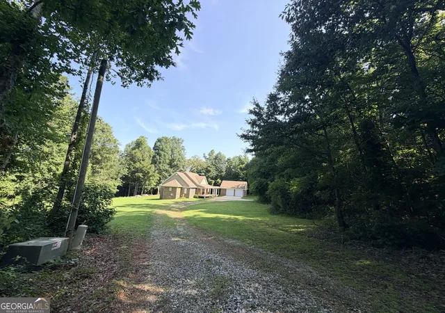 Photo 4 of Sale Pending at 161 Mount Bethel Rd, Commerce, GA 30530 | MLS# 10825477 | Listing updated on 2026-09-05