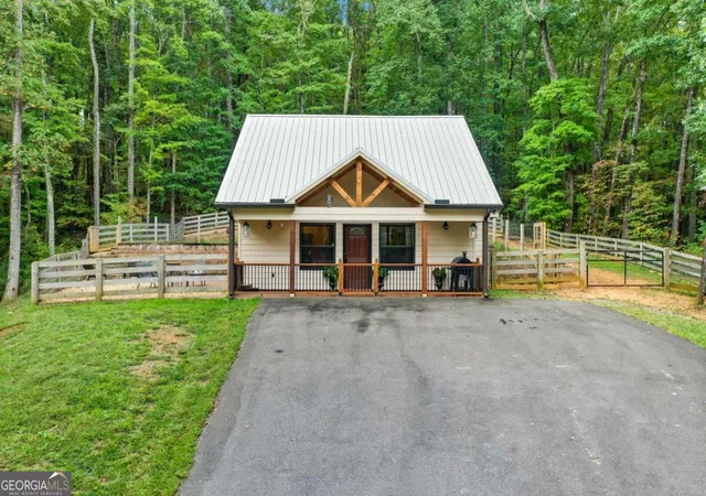 1st image of 415 Woods Rd, Talking Rock, GA 30175 | MLS# 10707142