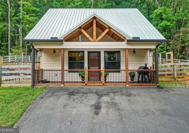 2nd image of 415 Woods Rd, Talking Rock, GA 30175 | MLS# 10707142