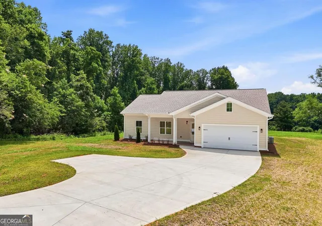 Photo 3 of Single family home for sale at 35 Quail Walk, Jasper, GA 30143 | MLS# 10815404 | Listing updated on 2026-09-30