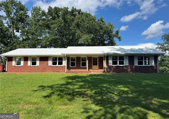 Photo 1 of Single family home for sale at 1049 Ben Higgins Rd, Dahlonega, GA 30533 | MLS# 10804260 | Listing updated on 2026-09-05
