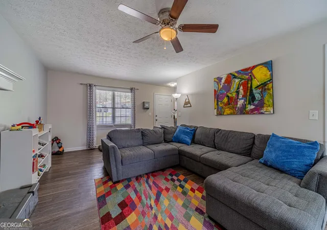 Homes for sale in Lawrenceville, GA | 484 Daisy Trl, Lawrenceville, GA 30046 | MLS# 10792604
