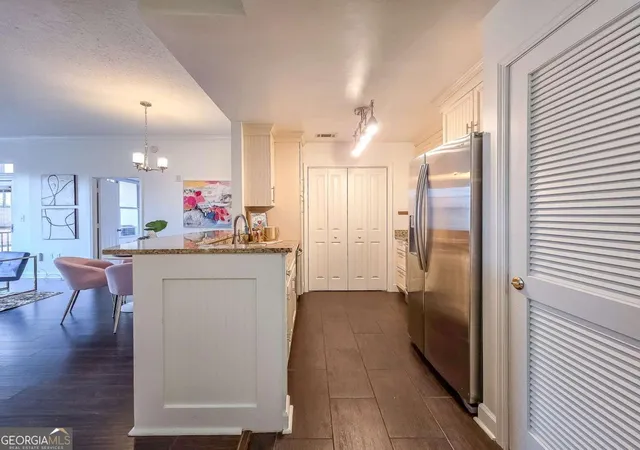 2nd image of 1101 Juniper St Ne, Atlanta, GA 30309