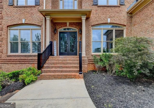 Photo 3 of Mansion for sale at 2241 Hunters Green Dr, Lawrenceville, GA 30043 | MLS# 10795984 | Listing updated on 2026-09-14