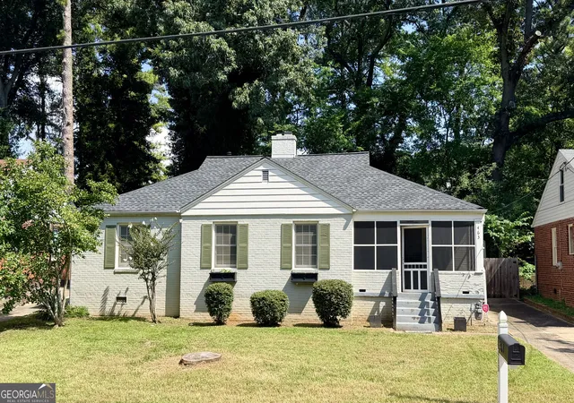 Photo 1 of Single family home for sale at 463 Lynnhaven Dr Sw, Atlanta, GA 30310 | MLS# 10833463 | Listing updated on 2026-09-11