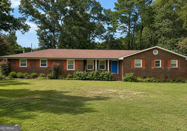 3rd image of 101 Mckinley Dr, Griffin, GA 30224 | MLS# 10819034