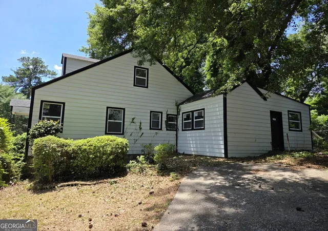 Homes for sale in Atlanta, GA | 959 Gaston St Sw, Atlanta, GA 30310 | MLS# 10786774