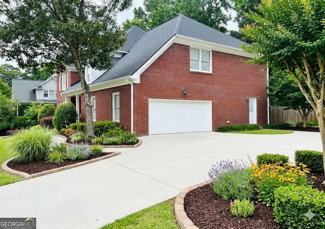 2nd image of 2730 Runnelwood Ln, Snellville, GA 30078 | MLS# 10790460