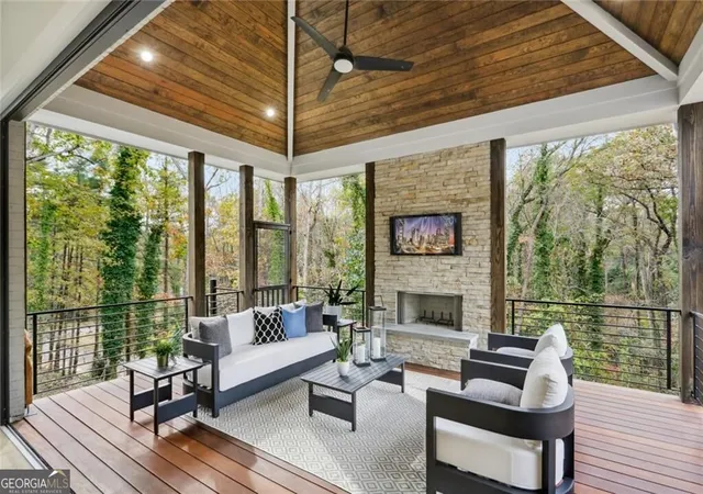 19th image of 00 Elden Dr, Atlanta, GA 30342 | MLS# 10819822