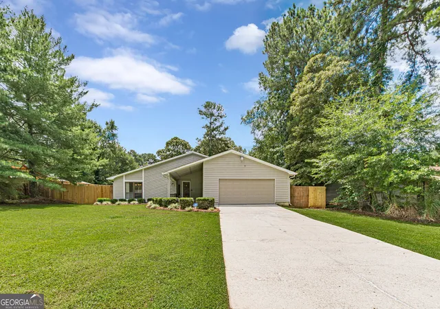 Photo 2 of Single family home for sale at 228 Avalon Way, Riverdale, GA 30274 | MLS# 10819184 | Listing updated on 2026-09-11