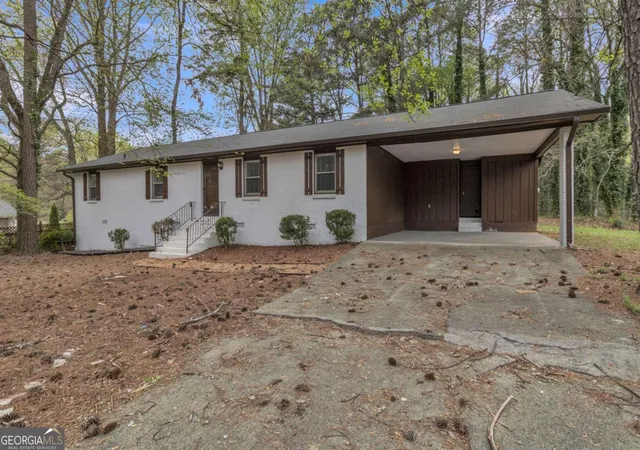 Photo 1 of Single family home for sale at 5521 E Wind Dr Sw, Lilburn, GA 30047 | MLS# 10722047 | Listing updated on 2026-04-14