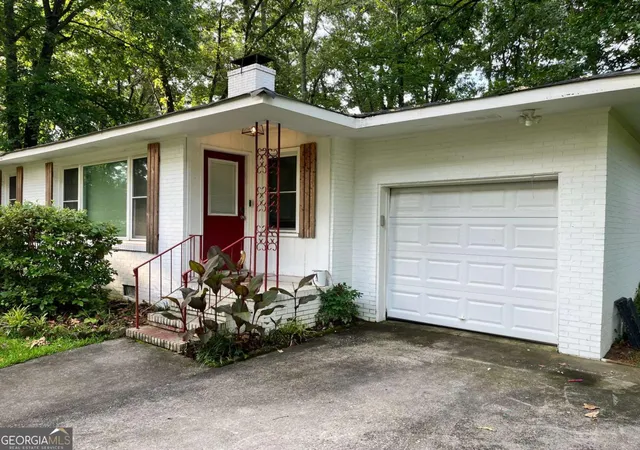 2nd image of 307 Cherokee Dr, Warner Robins, GA 31093 | MLS# 10782306